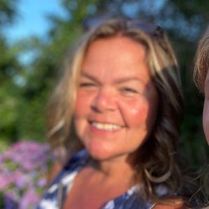 Meet your Posher, Sheila